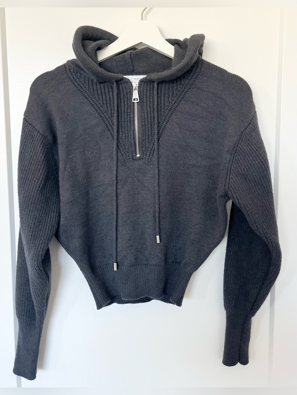 Zara Cropped Knit Sweater Hoodie Charcoal Gray Women’s Size M